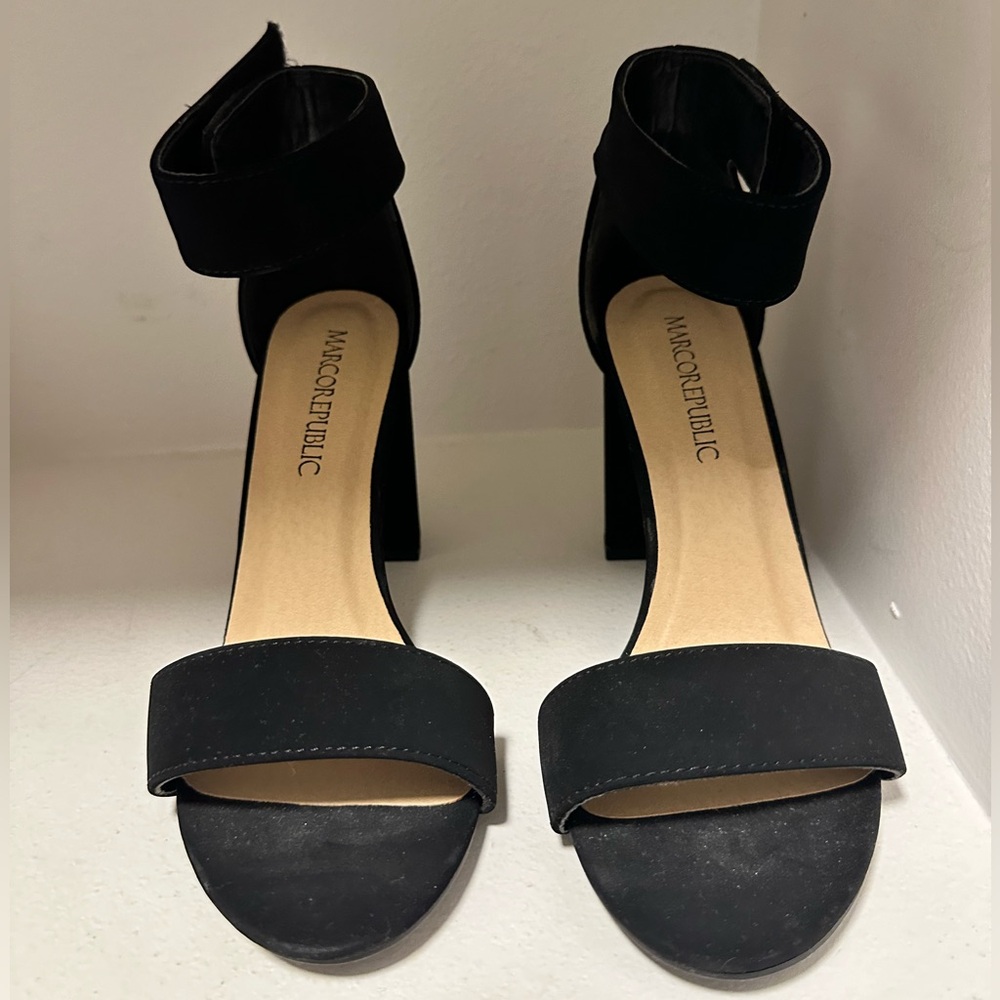 Marco Republic wide fit chunky strappy heel